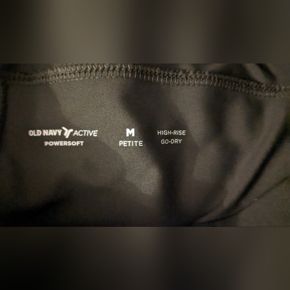 Old navy powersoft shorts dark grey 3 inch inseam medium petite - Picture 3 of 3